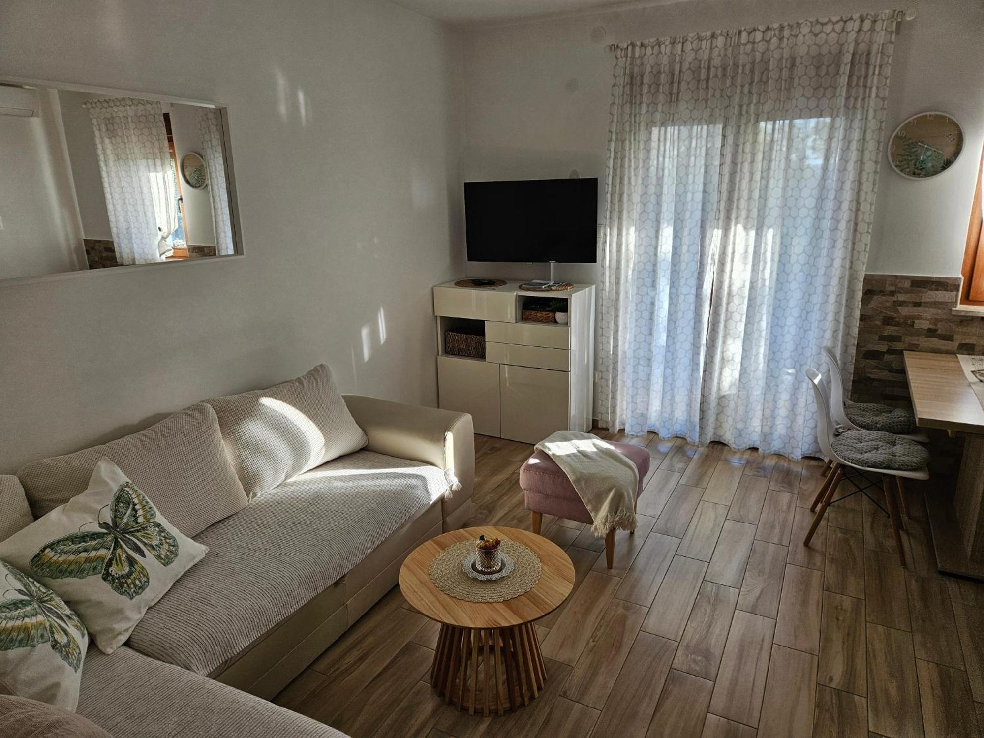 Kristy'S Place تْسْغيكفانِتْسا المظهر الخارجي الصورة
